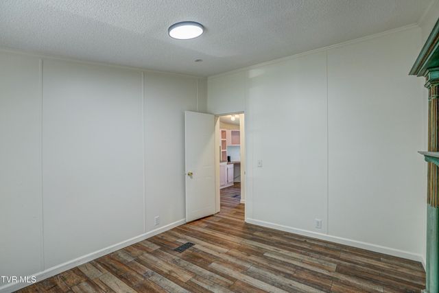 356 Lories Lane, Piney Flats, TN 37686