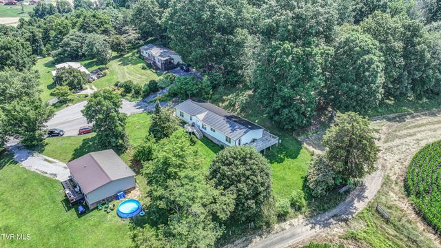 356 Lories Lane, Piney Flats, TN 37686