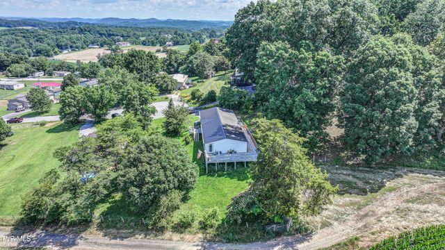 356 Lories Lane, Piney Flats, TN 37686