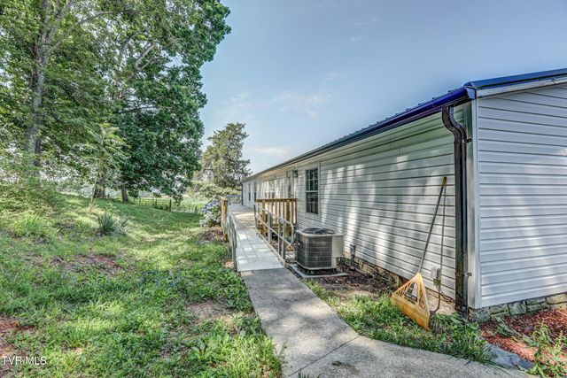 356 Lories Lane, Piney Flats, TN 37686