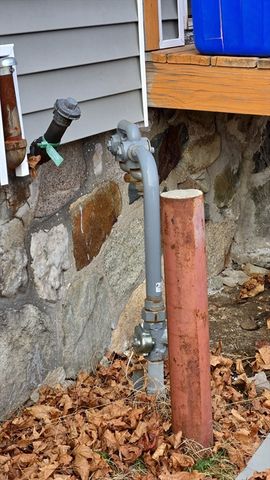 115 Leach Ave, Brockton, MA 02301