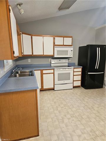 1665 Tadmore Street, Winston-salem, NC 27127