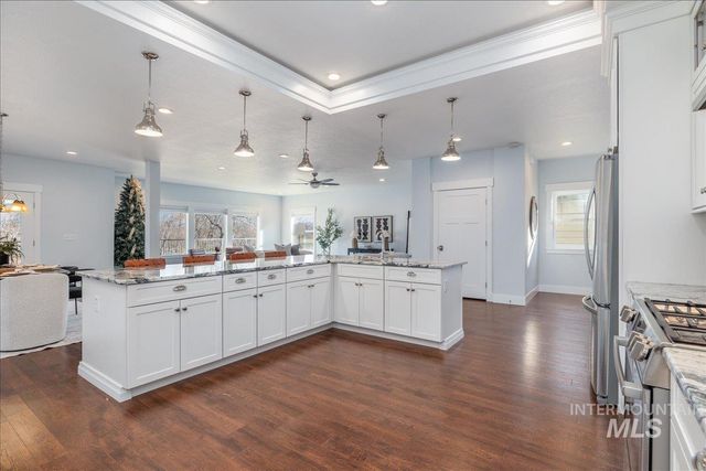 3772 N Willowbar Ln, Garden City, ID 83714