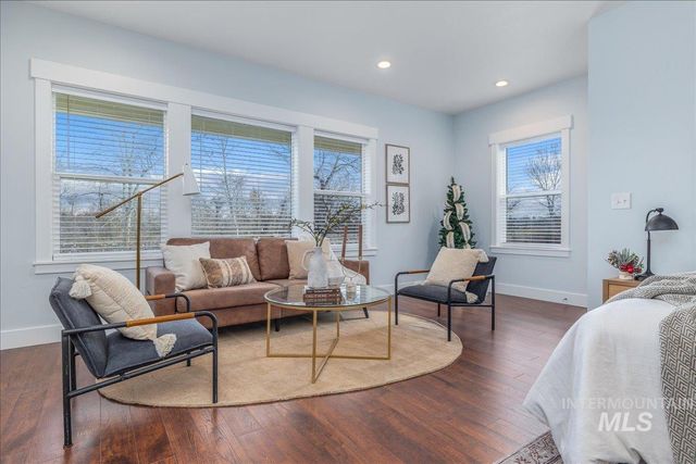 3772 N Willowbar Ln, Garden City, ID 83714