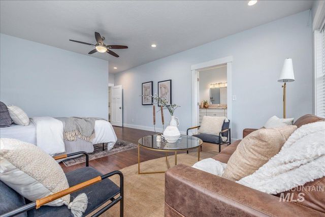 3772 N Willowbar Ln, Garden City, ID 83714