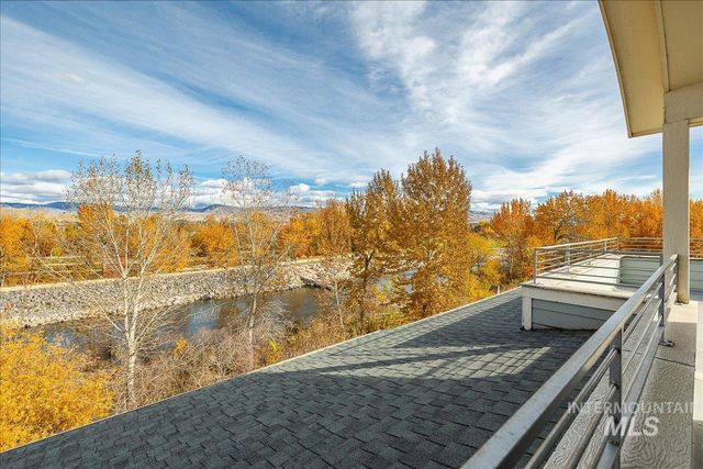 3772 N Willowbar Ln, Garden City, ID 83714