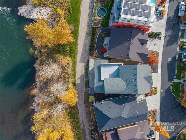 3772 N Willowbar Ln, Garden City, ID 83714