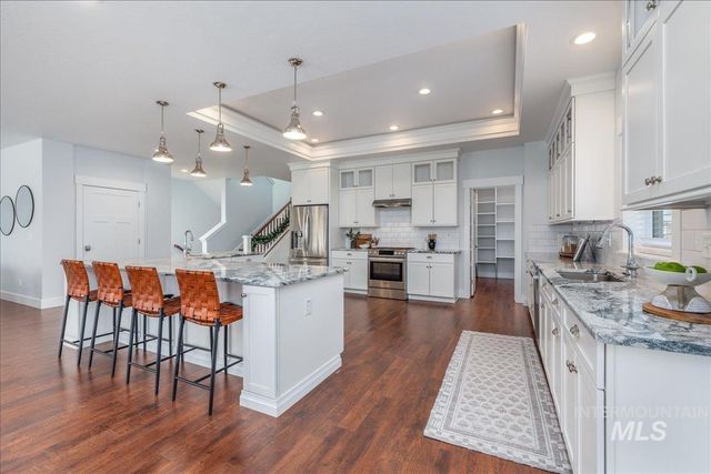 3772 N Willowbar Ln, Garden City, ID 83714