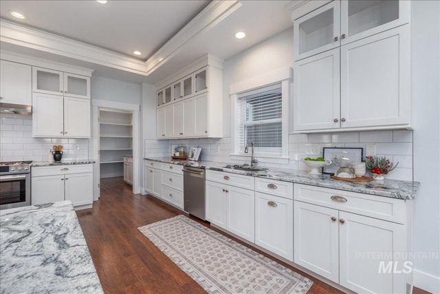 3772 N Willowbar Ln, Garden City, ID 83714