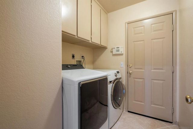 1992 Ridge Way Glen, Escondido, CA 92029