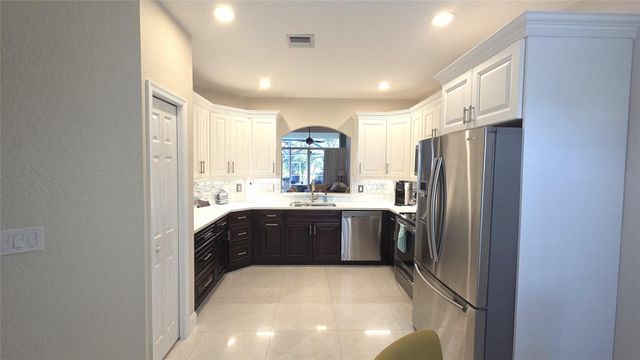 504 W Palm Aire Drive 504, Pompano Beach, FL 33069