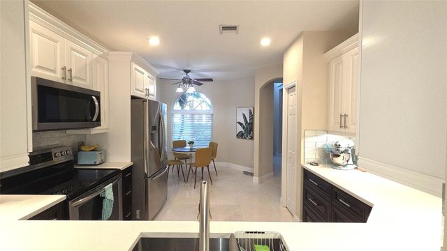 504 W Palm Aire Drive 504, Pompano Beach, FL 33069