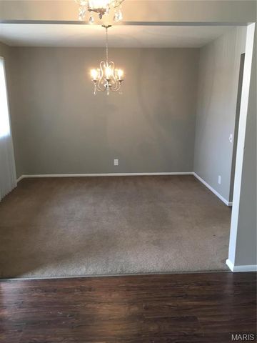 9728 CROFTWOOD Drive, St Louis, MO 63123