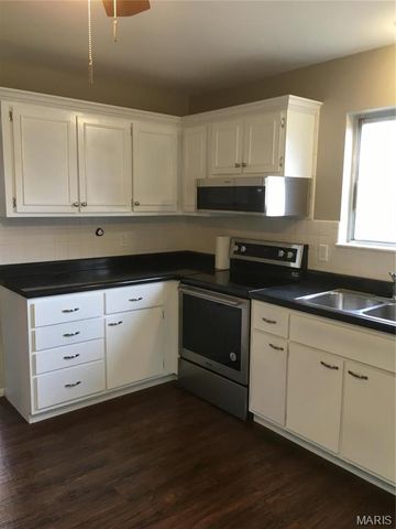 9728 CROFTWOOD Drive, St Louis, MO 63123