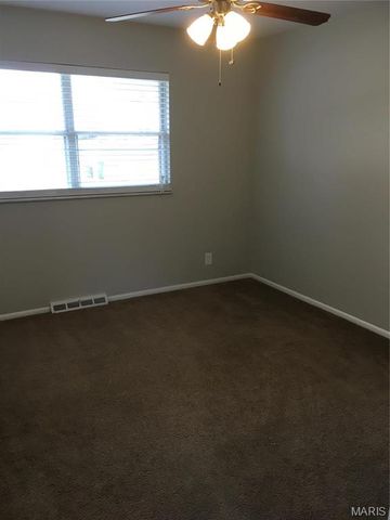 9728 CROFTWOOD Drive, St Louis, MO 63123