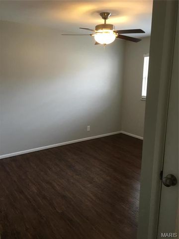 9728 CROFTWOOD Drive, St Louis, MO 63123