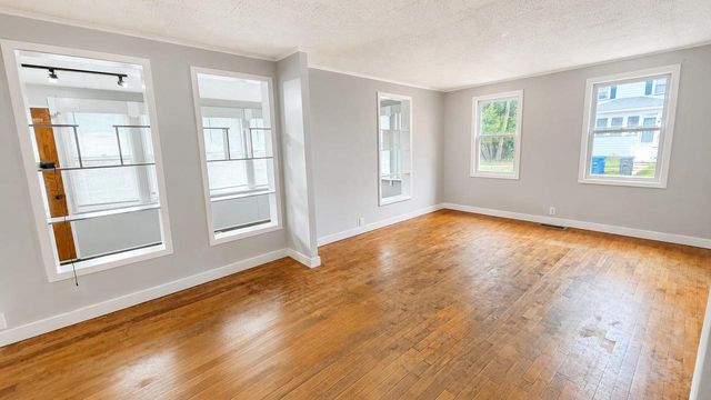1022 MT VERNON STREET, Oshkosh, WI 54901