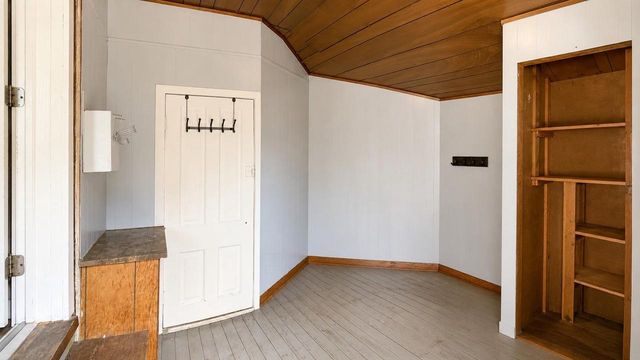 1022 MT VERNON STREET, Oshkosh, WI 54901