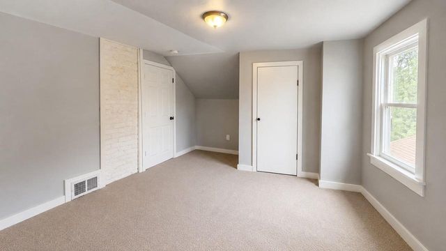 1022 MT VERNON STREET, Oshkosh, WI 54901