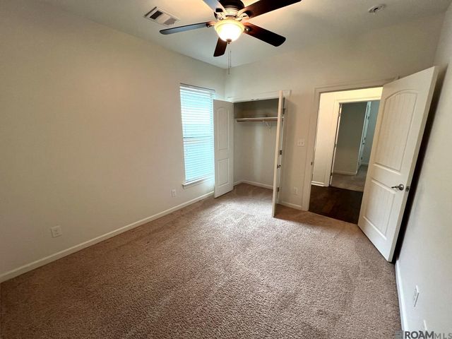 1439 Granby Dr, Baton Rouge, LA 70820