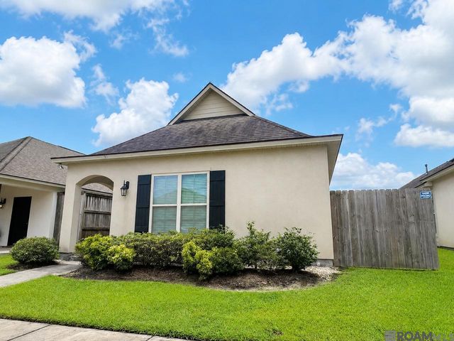1439 Granby Dr, Baton Rouge, LA 70820