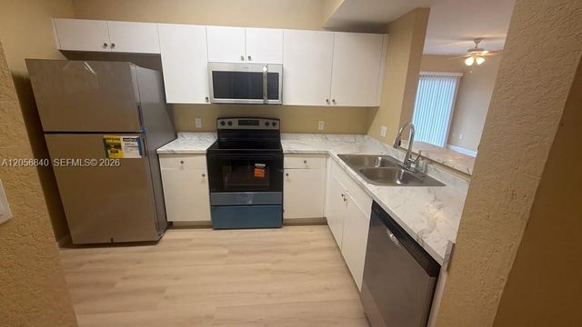 1133 Golden Lakes Boulevard 812, West Palm Beach, FL 33411