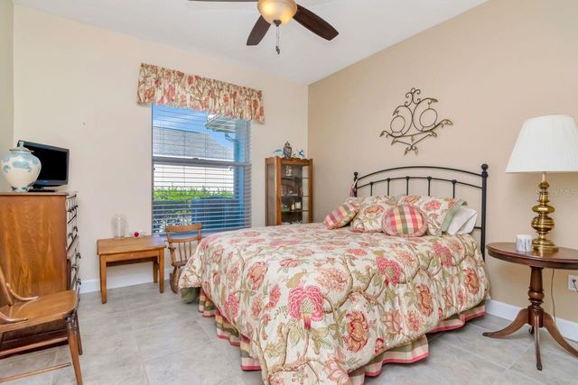 18916 SAINT LAURENT DRIVE, Lutz, FL 33558