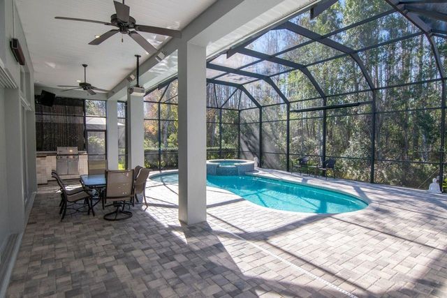 18916 SAINT LAURENT DRIVE, Lutz, FL 33558