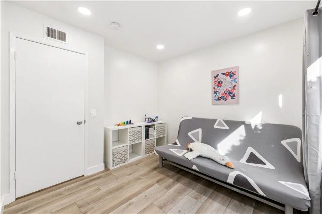 11537 Samoa Street, Cypress, CA 90630