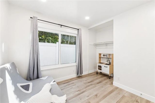 11537 Samoa Street, Cypress, CA 90630