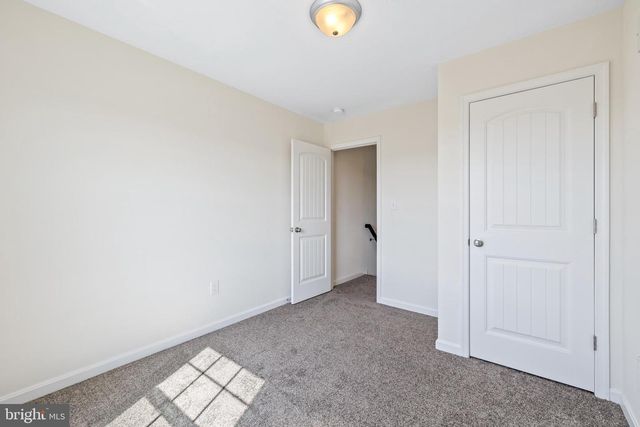 776 RISING SUN LN, Chambersburg, PA 17201