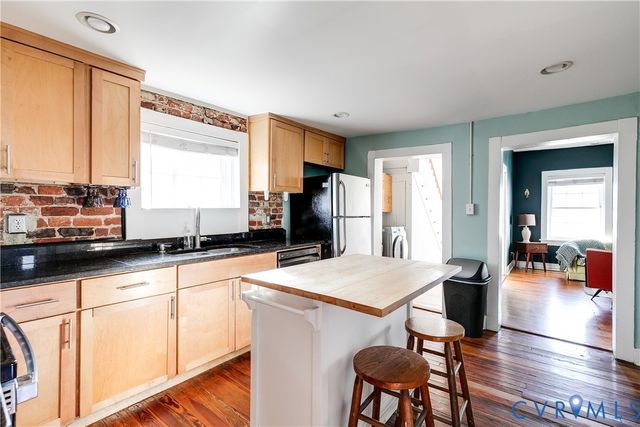 2716 E Clay, Richmond, VA 23223