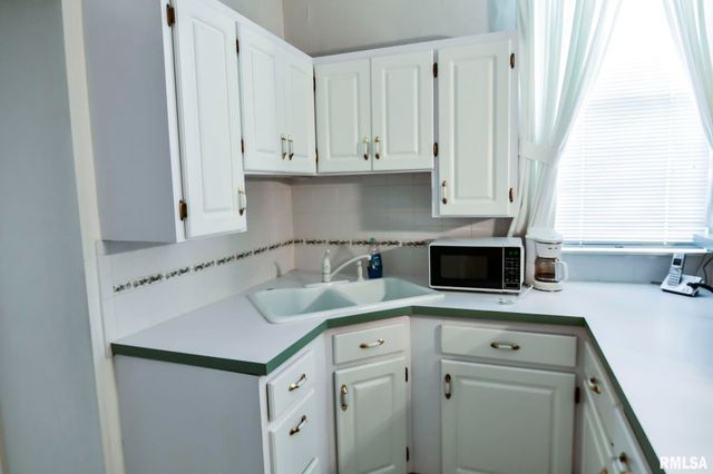 1109 Osburn Avenue, Springfield, IL 62702