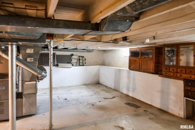 1109 Osburn Avenue, Springfield, IL 62702