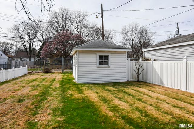 1109 Osburn Avenue, Springfield, IL 62702