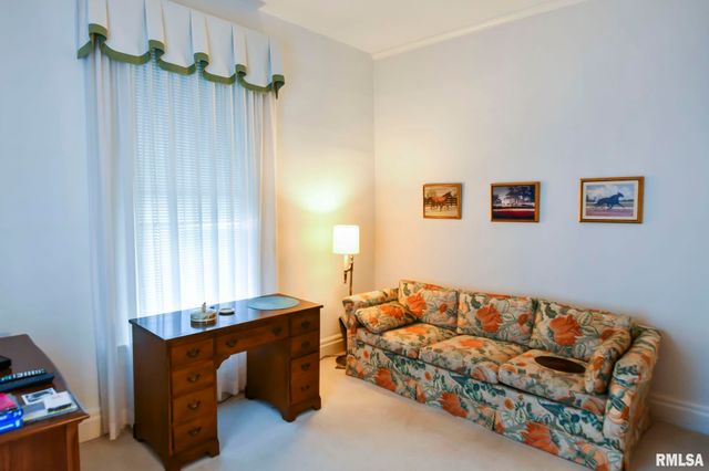 1109 Osburn Avenue, Springfield, IL 62702