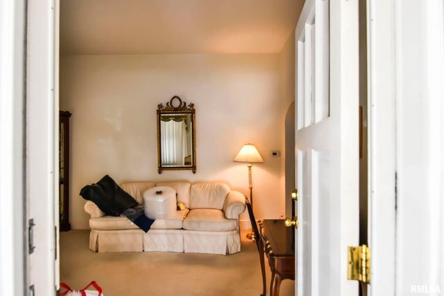 1109 Osburn Avenue, Springfield, IL 62702