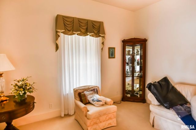 1109 Osburn Avenue, Springfield, IL 62702