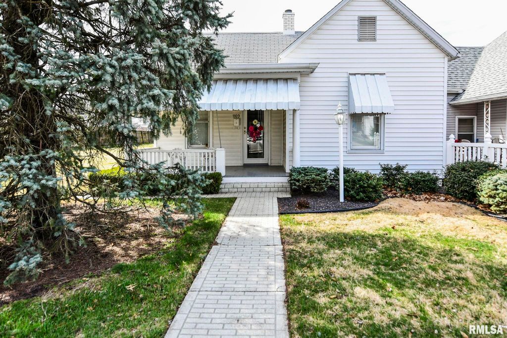 1109 Osburn Avenue, Springfield, IL 62702