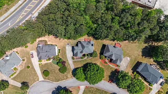 615 Stonebriar Way SW, Atlanta, GA 30331