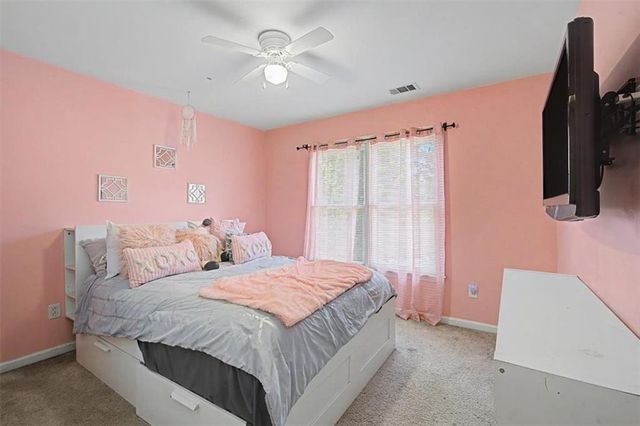 615 Stonebriar Way SW, Atlanta, GA 30331