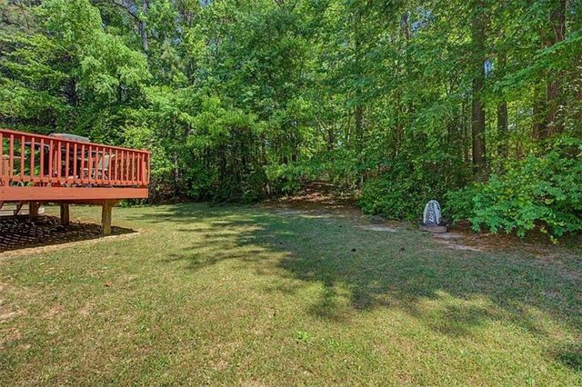 615 Stonebriar Way SW, Atlanta, GA 30331