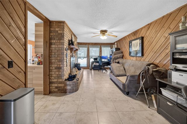 12501 Fm 2331, Godley, TX 76044