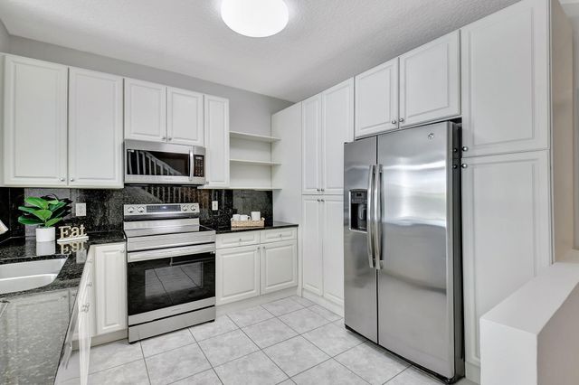 9917 PORTA LEONA Lane, Boynton Beach, FL 33472