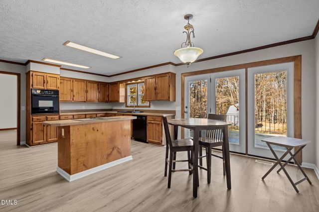 205 Roxdale Place, Roxboro, NC 27574