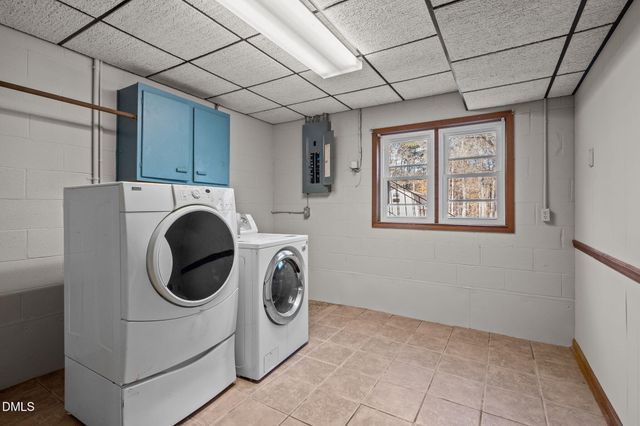 205 Roxdale Place, Roxboro, NC 27574