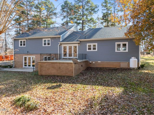 205 Roxdale Place, Roxboro, NC 27574