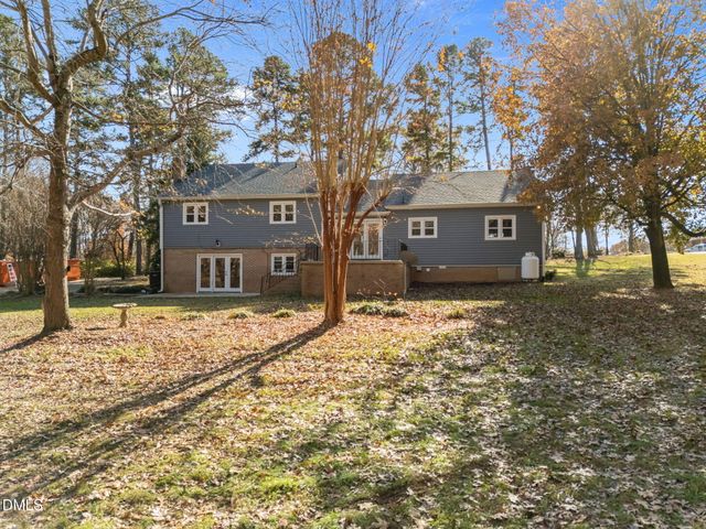 205 Roxdale Place, Roxboro, NC 27574