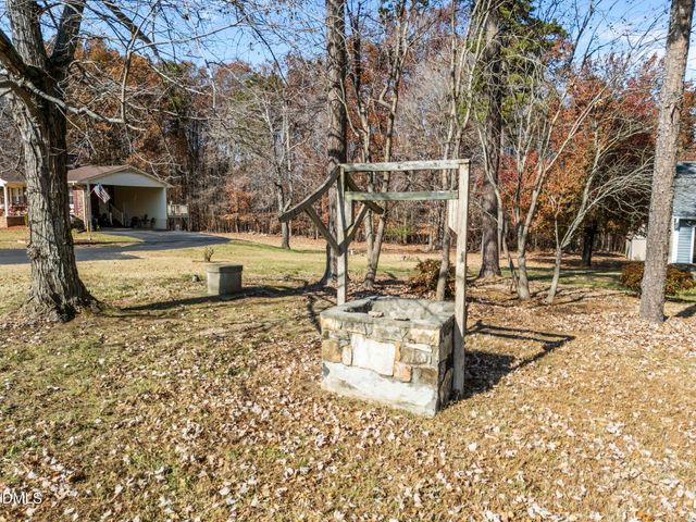 205 Roxdale Place, Roxboro, NC 27574