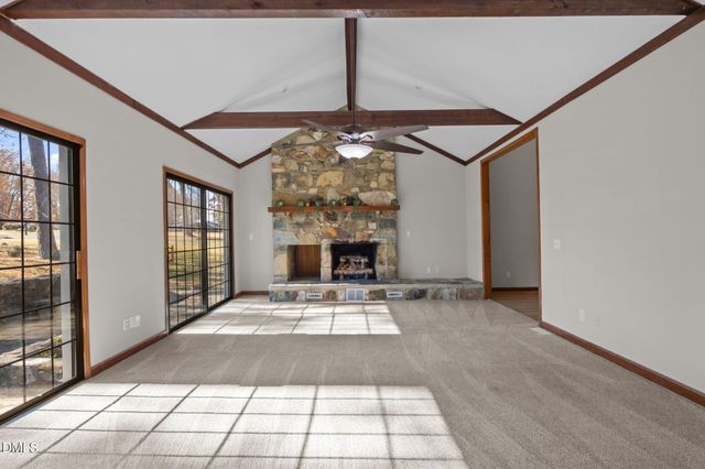 205 Roxdale Place, Roxboro, NC 27574